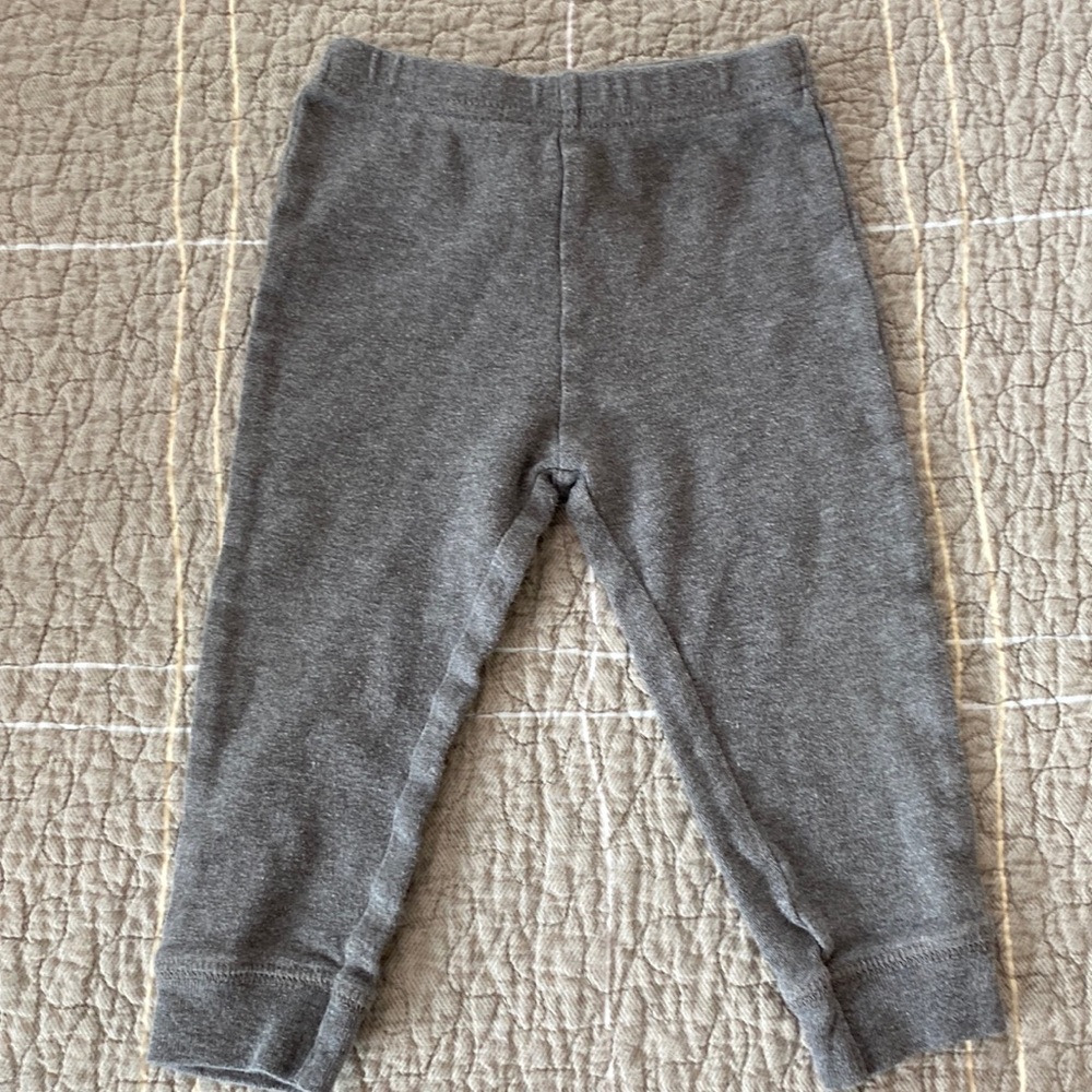 ✨4/$20✨ Grey unisex cotton pants (9-12 months)